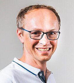 Wolfgang Hofer